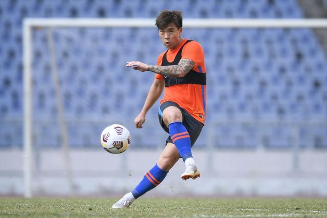 开元平台-山东泰山官宣石柯正式加盟 1年合约+4年续约条款